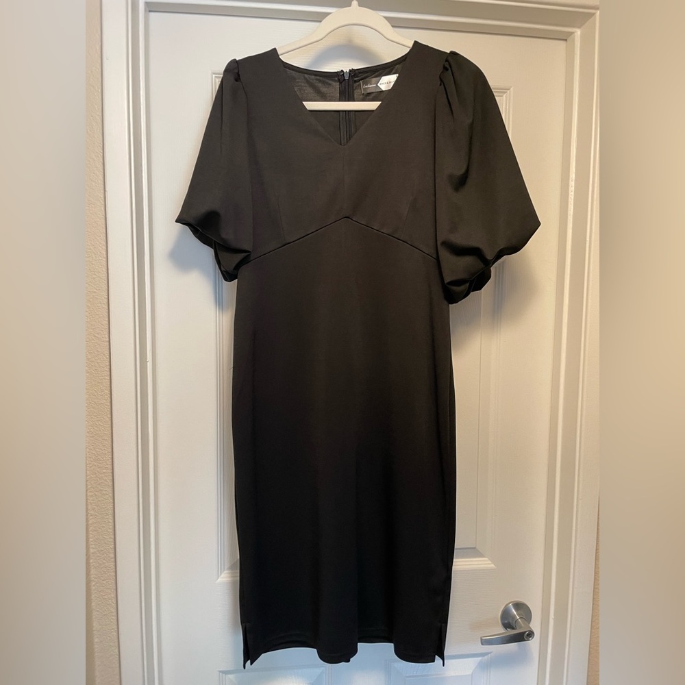 Piper & Scoot Black fitted midi dress with puff sleeves